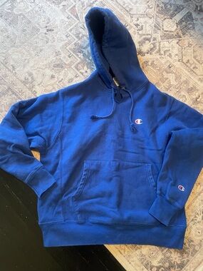 Champion Royal Blue Pullover Hoodie with Logo Size Medium